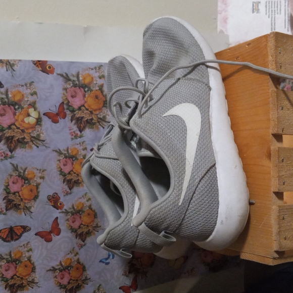Nike Roshe run show - Picture 2 of 3